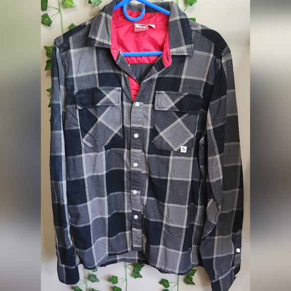 Puma button down bundle - Picture 1 of 4